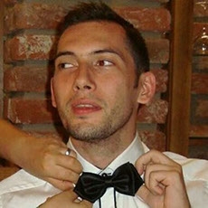 点击查看Bojan Mesar艺术家的简介与全部作品