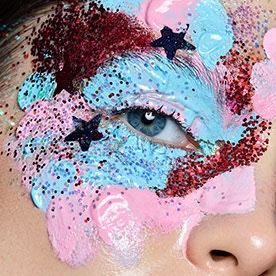 点击查看Veronika Morozova艺术家的简介与全部作品