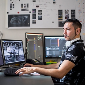 点击查看Alberto Luque Marta艺术家的简介与全部作品