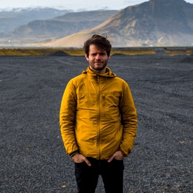 点击查看Jesse Echevarria艺术家的简介与全部作品