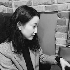 点击查看Jia Yoon艺术家的简介与全部作品