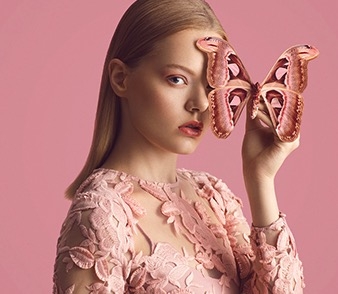 点击查看Christian Tremblay艺术家的简介与全部作品