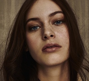 点击查看Ferhat Yurdam艺术家的简介与全部作品