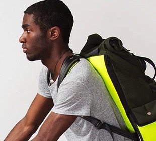 点击查看Luke Gordon艺术家的简介与全部作品