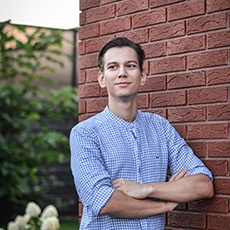 点击查看Artem Ruznyaev艺术家的简介与全部作品