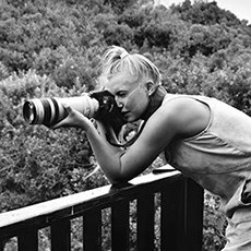 点击查看Sonelle Venter艺术家的简介与全部作品