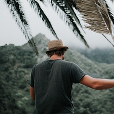 点击查看Thomas Marzusch艺术家的简介与全部作品