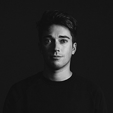 点击查看Paolo Pettigiani艺术家的简介与全部作品