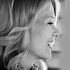 点击查看Elena Kudaeva艺术家的简介与全部作品