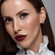 点击查看Olga Ormanci艺术家的简介与全部作品