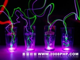 流光溢彩的光电涂鸦