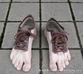 国外一组特创意男女鞋子广告设计欣赏